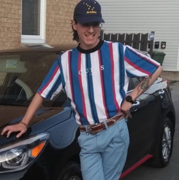 Meet your Posher, Loïk - Picture 1 of 1